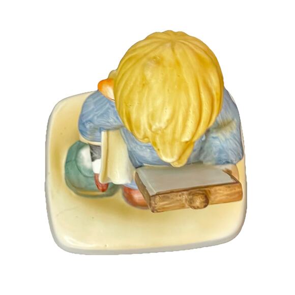 Vintage Hummel Style Boy Figurine with Clipboard Book Inkwell Artist Scholar 6” - Picture 5 of 8